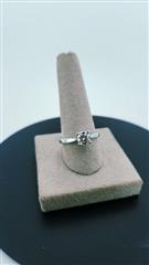 Lady's Platinum-Diamond Solitaire .70 CT. 999 Platinum 5.08g Size:5.5